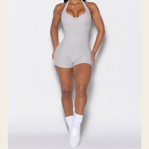 Bombshell Bodysuit! Cross listed on Mercari and Curtsy!